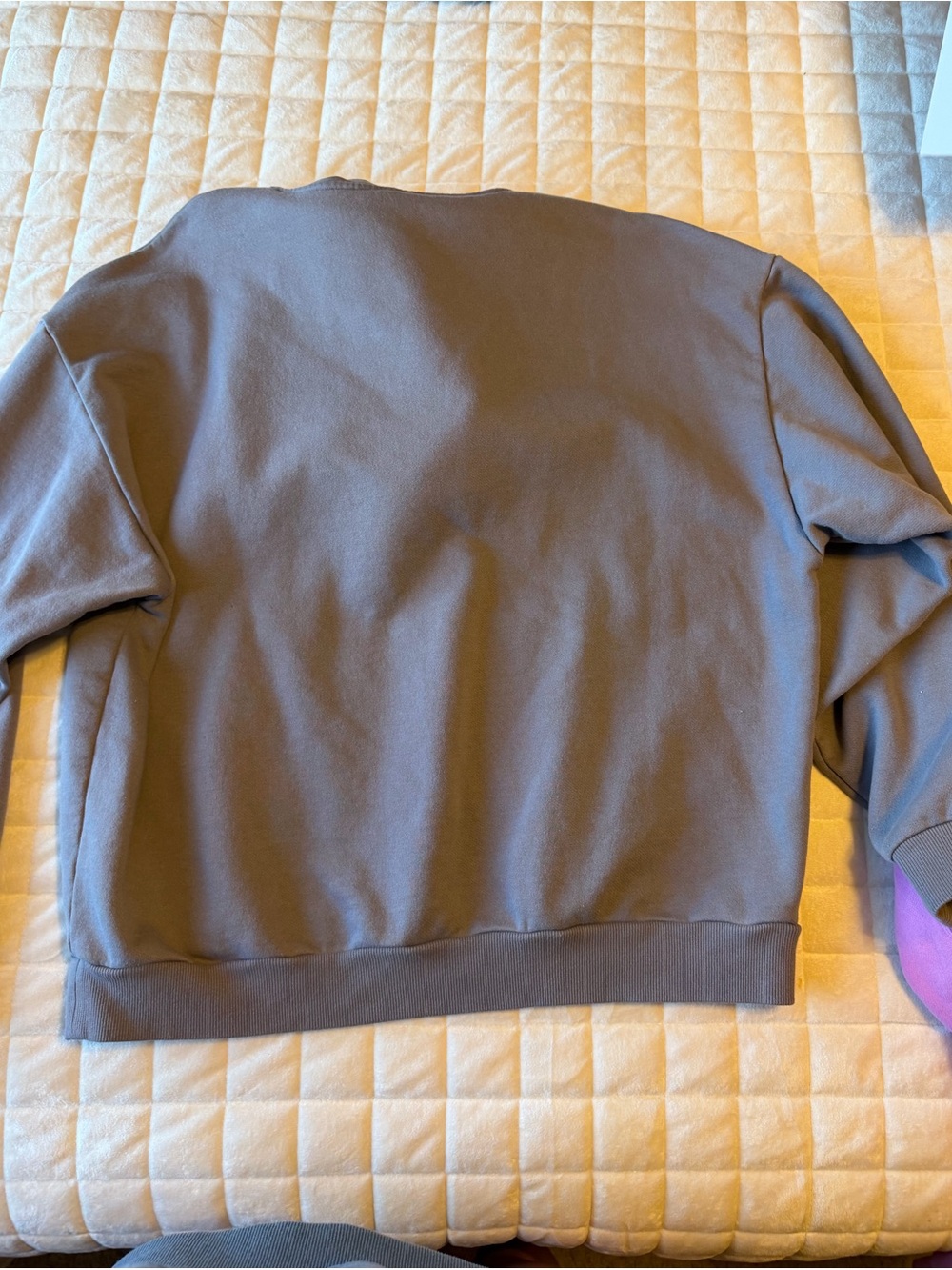 ALO Yoga Women’s Purple/Grey Accolade Hoodie - Picture 2 of 3